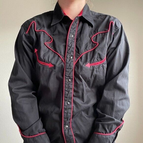 Vintage Wrangler Black Red Western Rodeo Cowgirl Pearl Snap Button Down Sz S - Picture 3 of 9